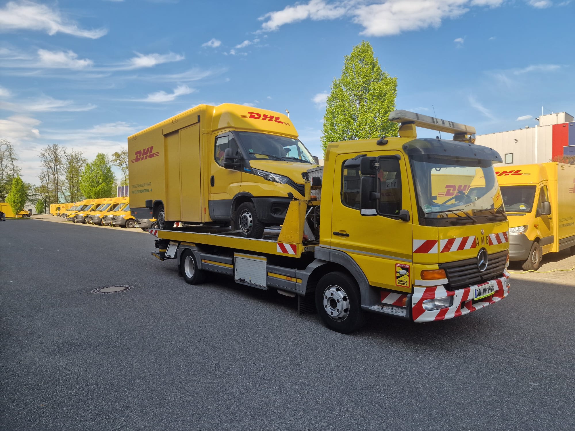 Unfallhilfe & Transport